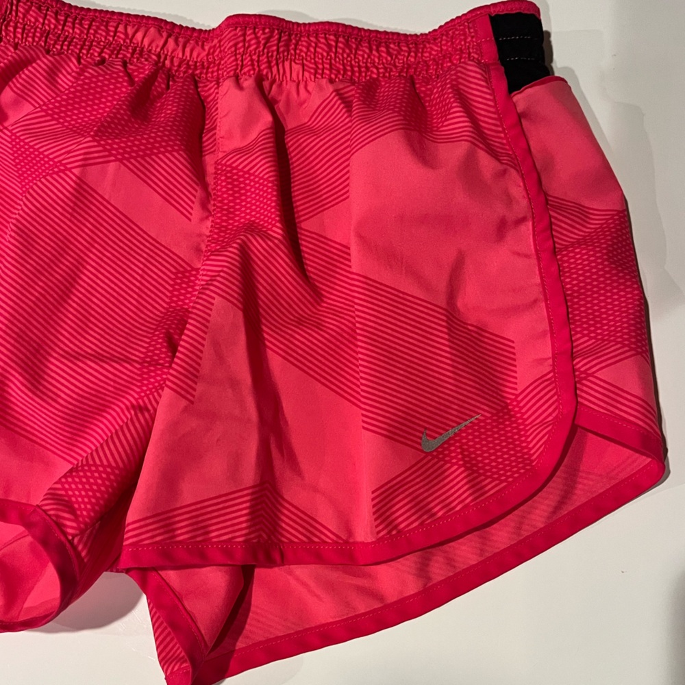 Nike Women's Running Shorts - Pink